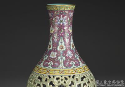 图片[2]-Double-layered vase with openwork dragon design-China Archive